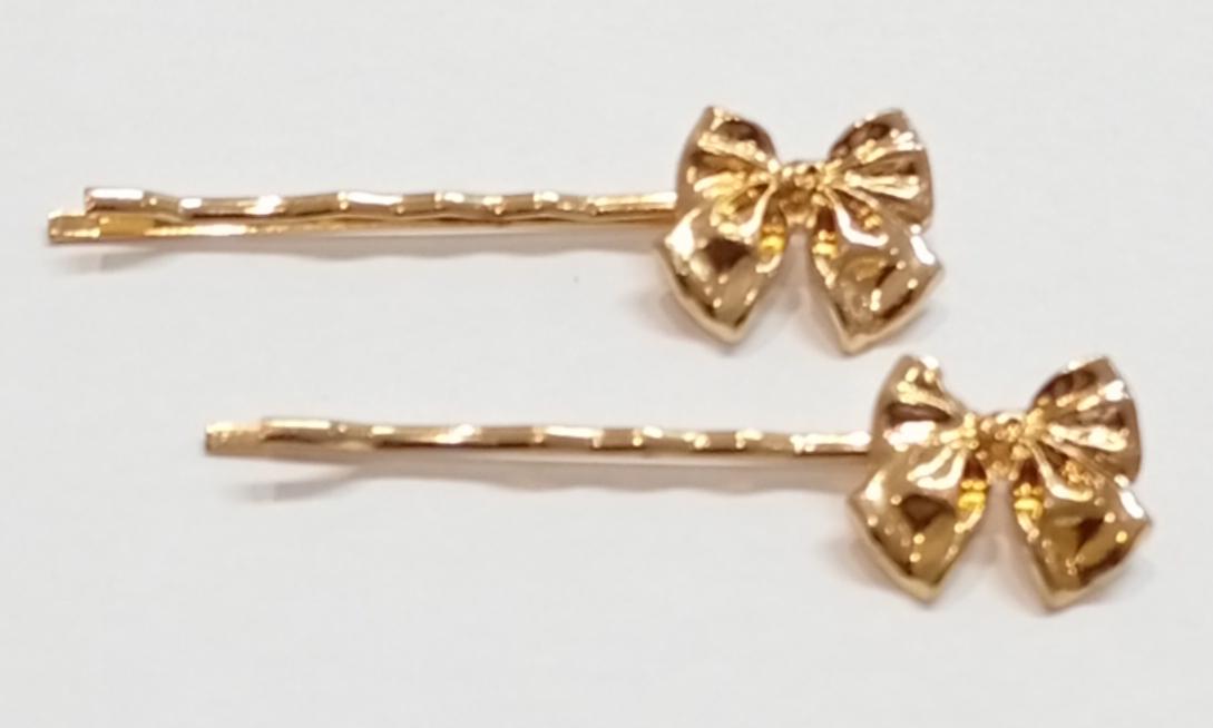 Par Grampo Metal Dourado Laço