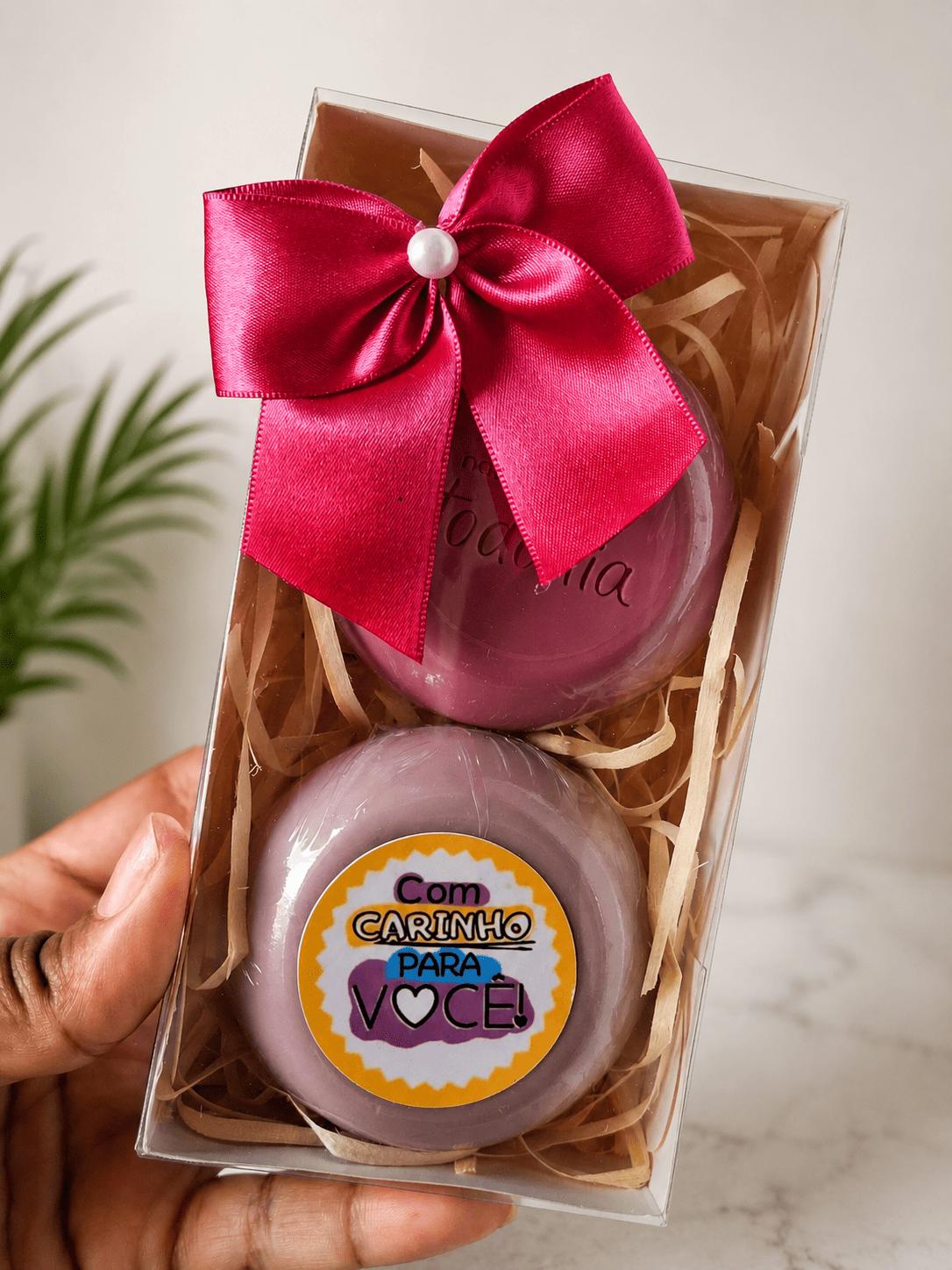 LEMBRACINHA PERSONALIZADA "COM CARINHO PARA VOCÊ" 2 SABONETES NATURA TODODIA, 90GR .